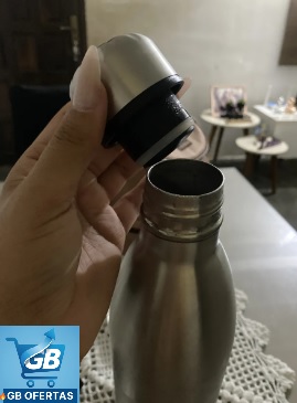 Destaca-se a Imagem Enviada pelo Comprador do Garrafa Térmica De Aço Inox 1 Litro Frio e Quente com a Tampa Aberta