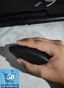 Desta-se Imagem Enviada por Comprador Segurando o Mouse Vertical Ergonômico Sem Fio