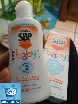 Repelente para Bebê SBP Baby Loção Corporal com Icaridina 100ml Real2 Destaca-se Imagem Enviada por Comprador do Repelente SBP Baby com Icaridina na Mão