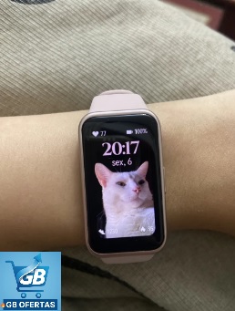 Destaca-se Imagem Enviada e Avaliada por Comprador do Smartband Huawei Band 9 Pulseira Fluoroelastómero no Pulso