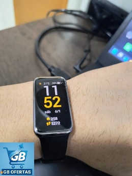 Destaca-se Imagem Enviada e Avaliada por Comprador do Smartband Huawei Band 9 Pulseira Fluoroelastómero no Pulso