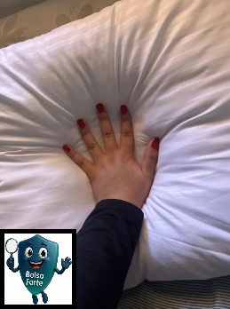 Destaca-se Imagem Enviada e Avaliada por Comprador do Kit 2 Travesseiros 45x65 Antialérgico Teste de Maciez